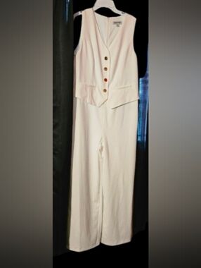 Elegant Sleeveless Ivory/ White Jumpsuit with Gold Buttons